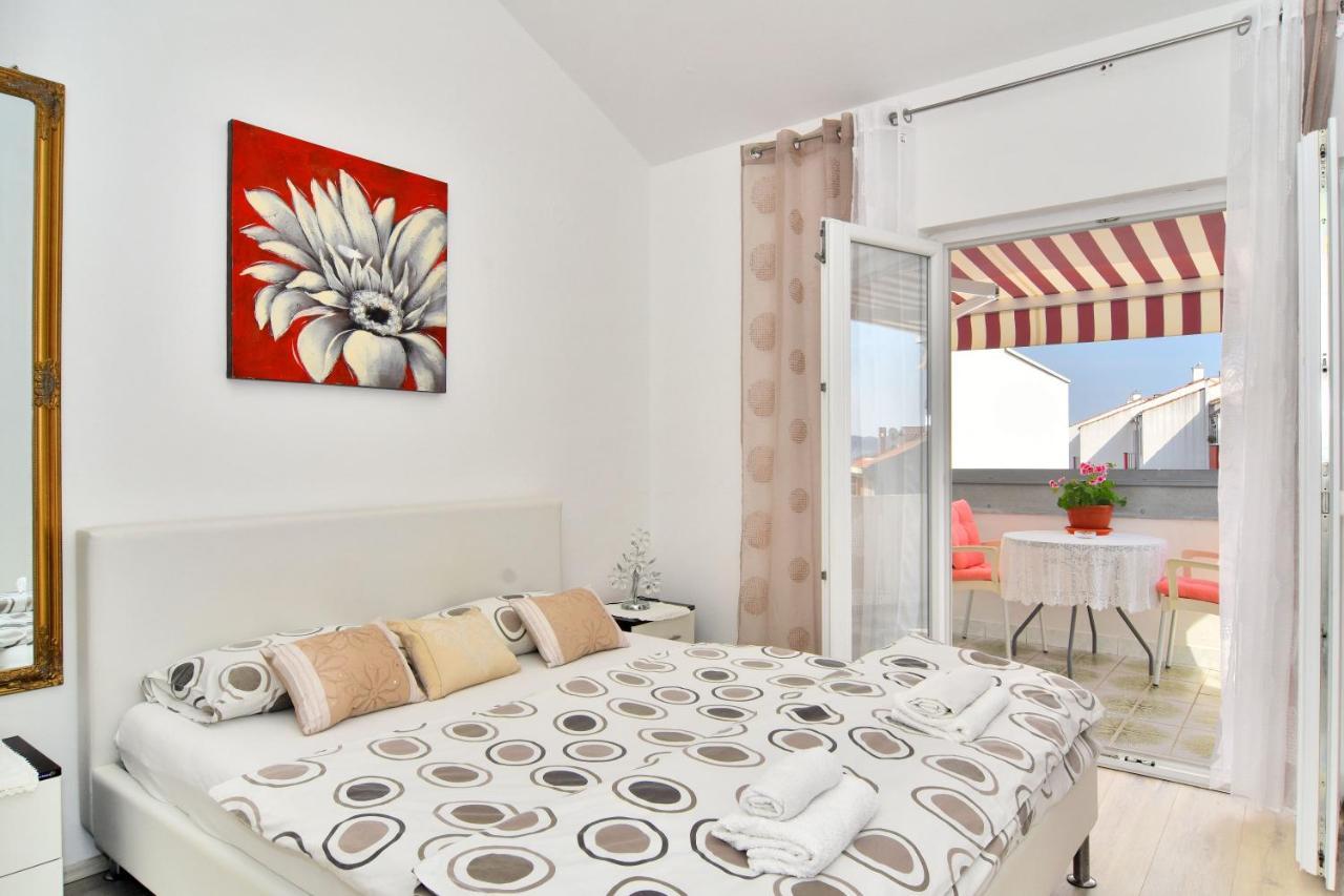 Apartments And Rooms Anika Zadar Exterior photo