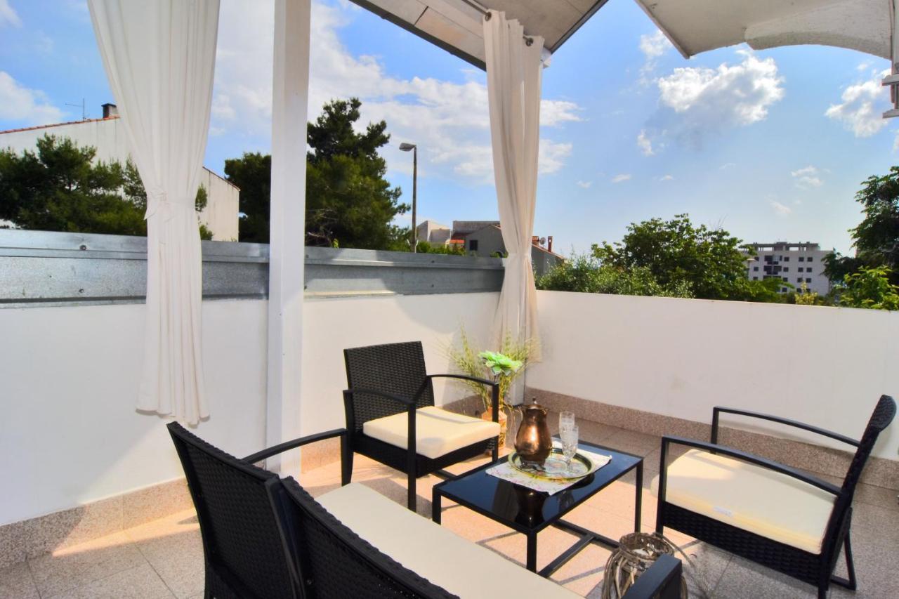 Apartments And Rooms Anika Zadar Exterior photo