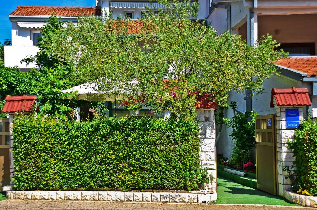 Apartments And Rooms Anika Zadar Exterior photo
